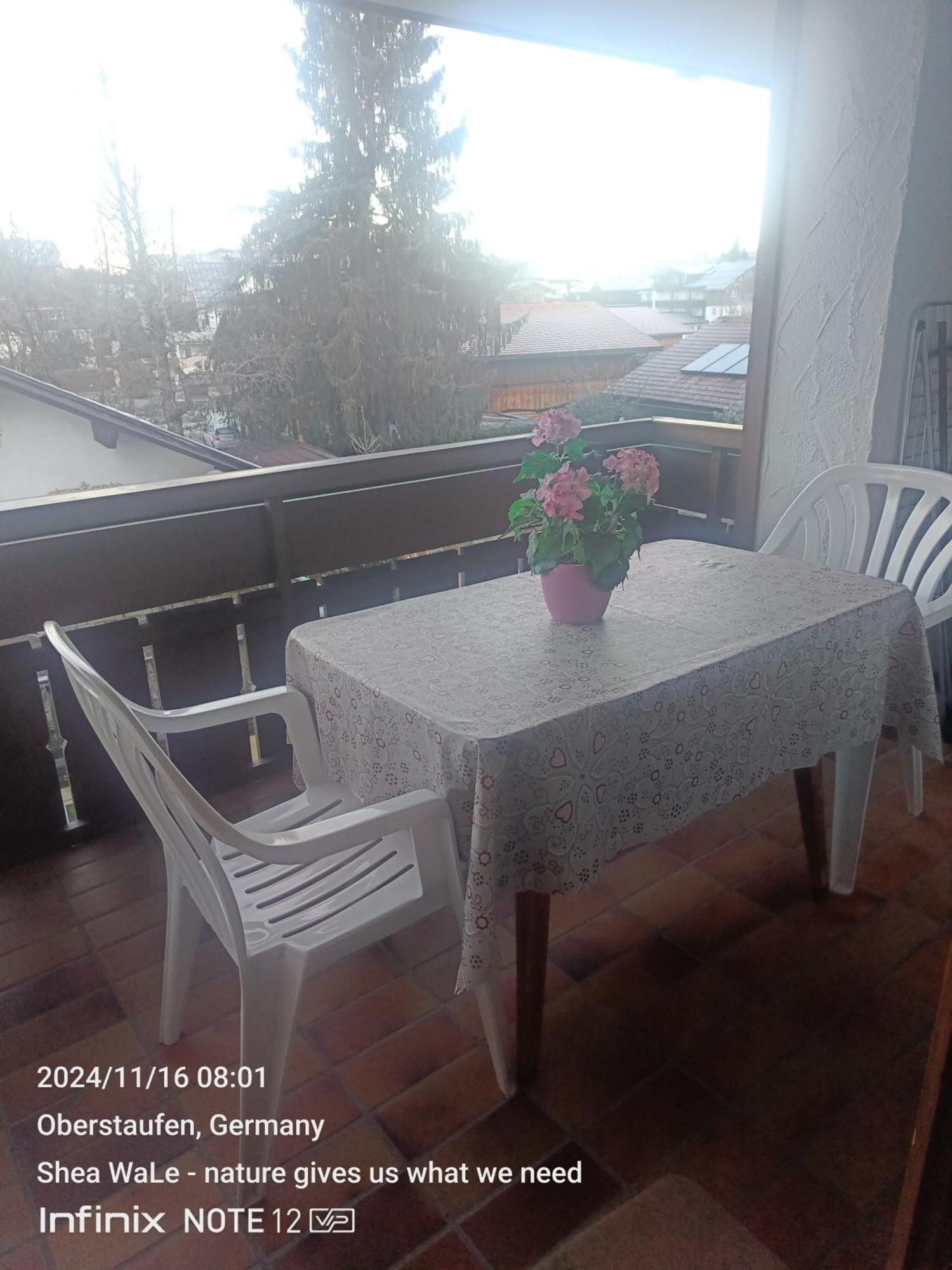 Allgaeu Vibes - Fusslaeufige Erreichbarkeit Vom Bahnhof, Mit Aussicht, Wettergeschuetzter Balkon Oberstaufen Zewnętrze zdjęcie